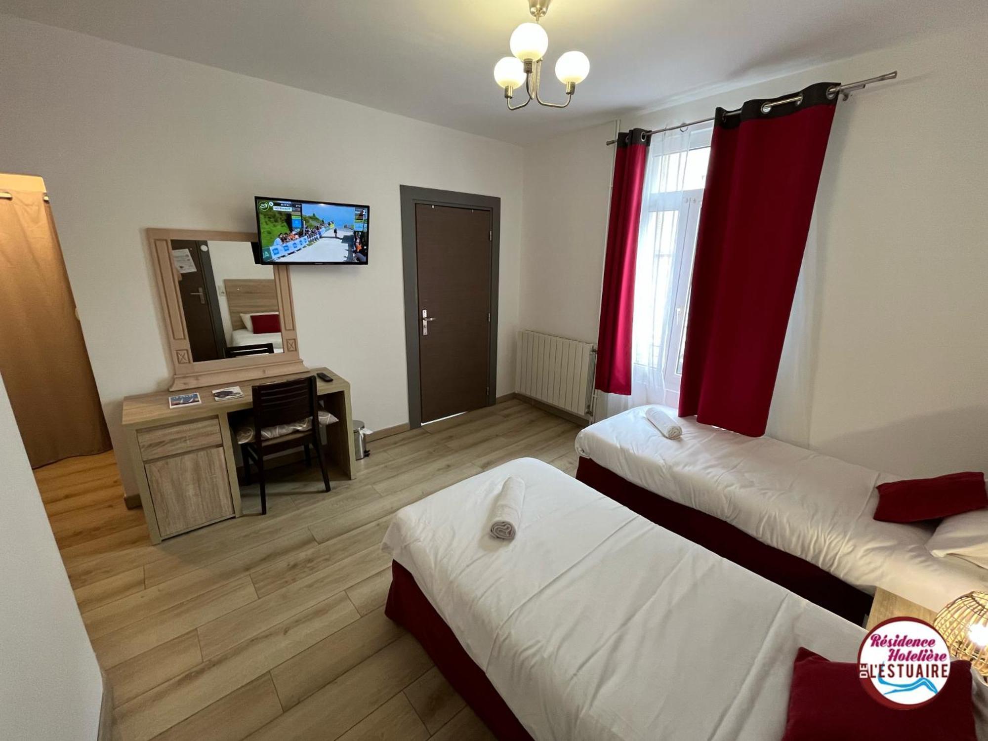 Residence Hoteliere De L'Estuaire Le Havre Exteriör bild