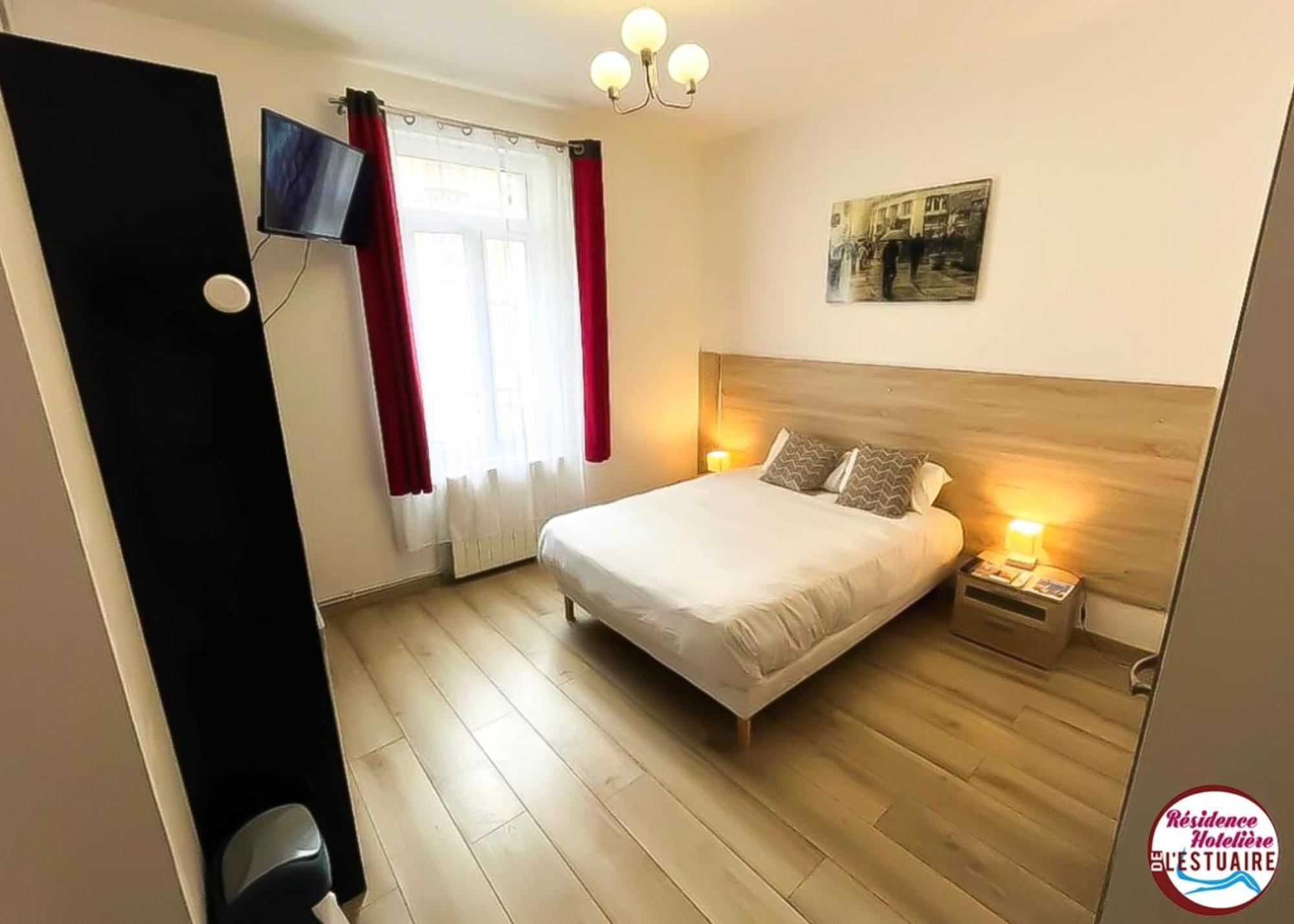 Residence Hoteliere De L'Estuaire Le Havre Exteriör bild